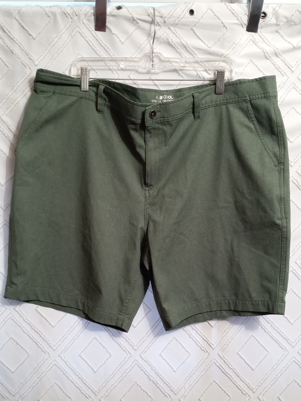 Men's Flat Front Performance Shorts — Olive Green